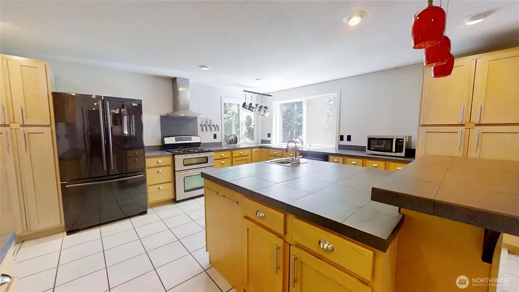 6937 Foothill Drive SW Olympia WA 98512
