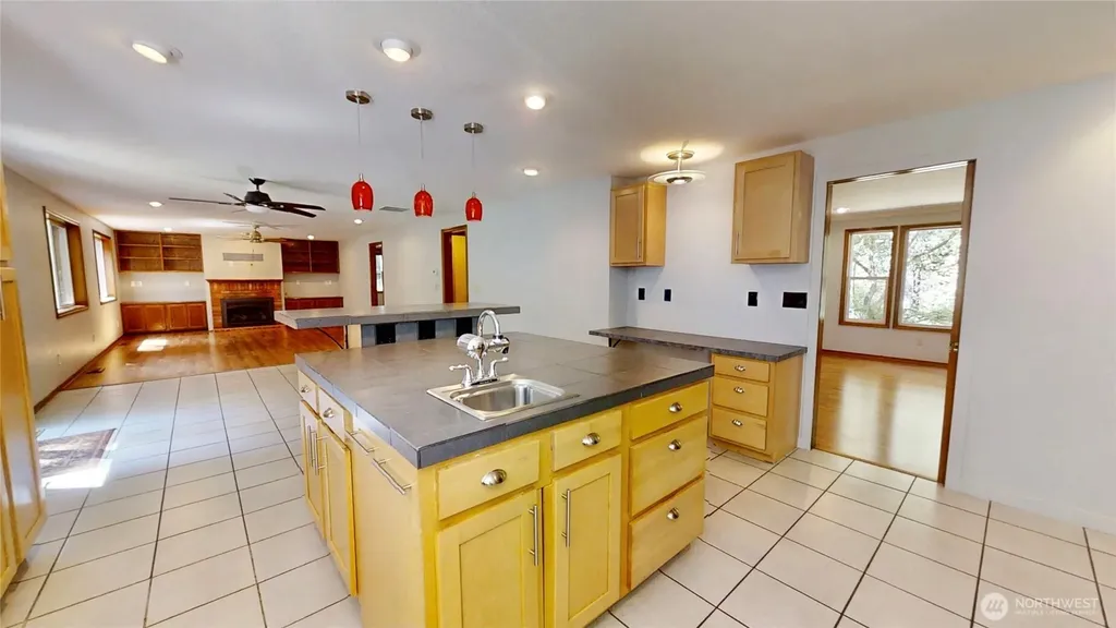 6937 Foothill Drive SW Olympia WA 98512
