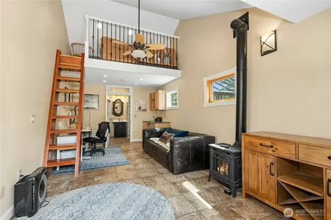 17702 244th Avenue NE Woodinville WA 98077