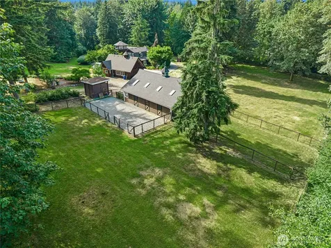 17702 244th Avenue NE Woodinville WA 98077