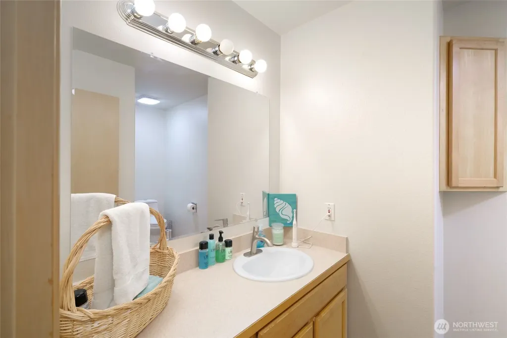 744 Shelter Bay Drive La Conner WA 98257