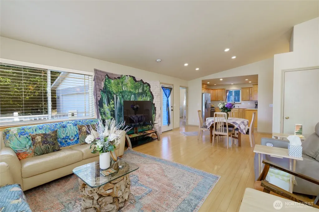 744 Shelter Bay Drive La Conner WA 98257