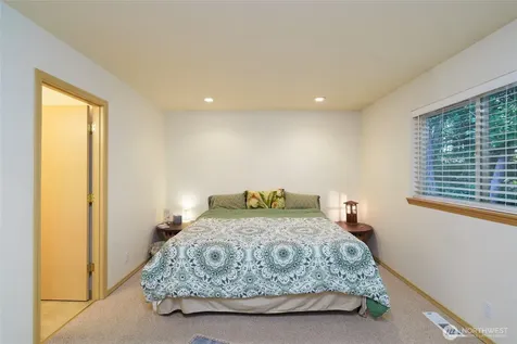 744 Shelter Bay Drive La Conner WA 98257