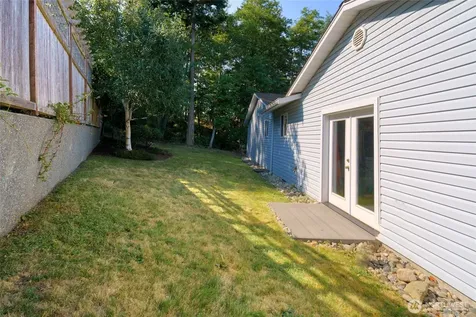 744 Shelter Bay Drive La Conner WA 98257