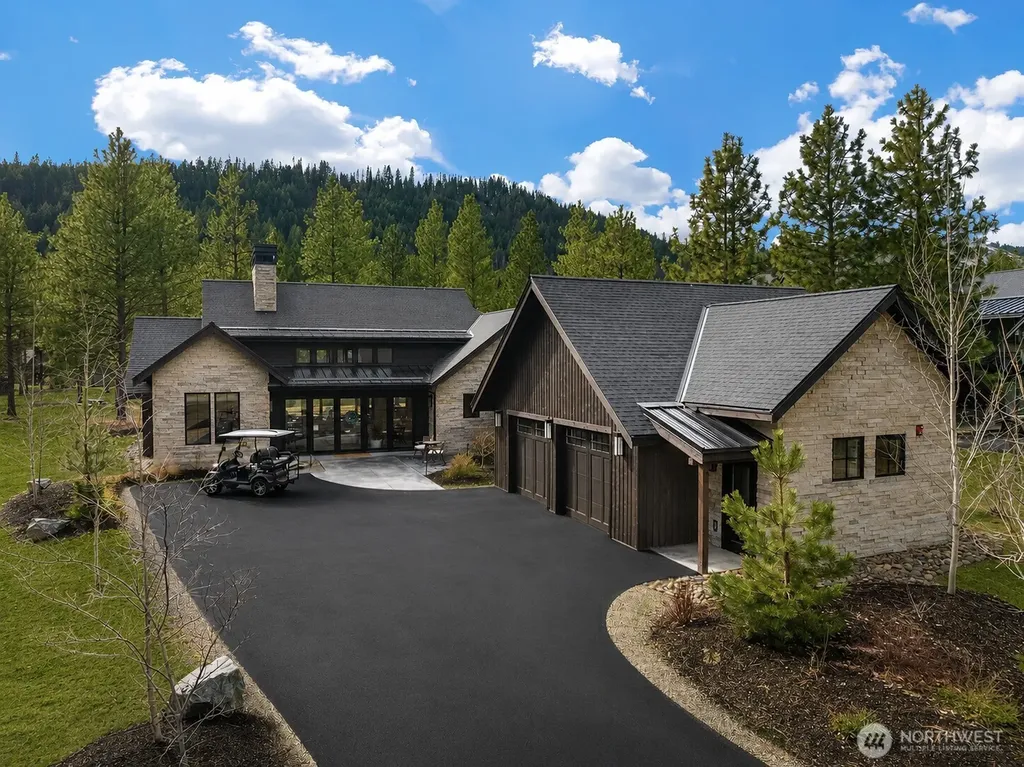 360 Gold Leaf Lane Cle Elum WA 98922