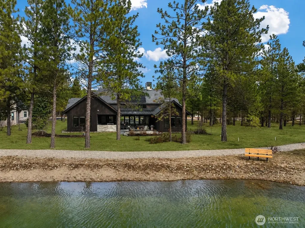 360 Gold Leaf Lane Cle Elum WA 98922