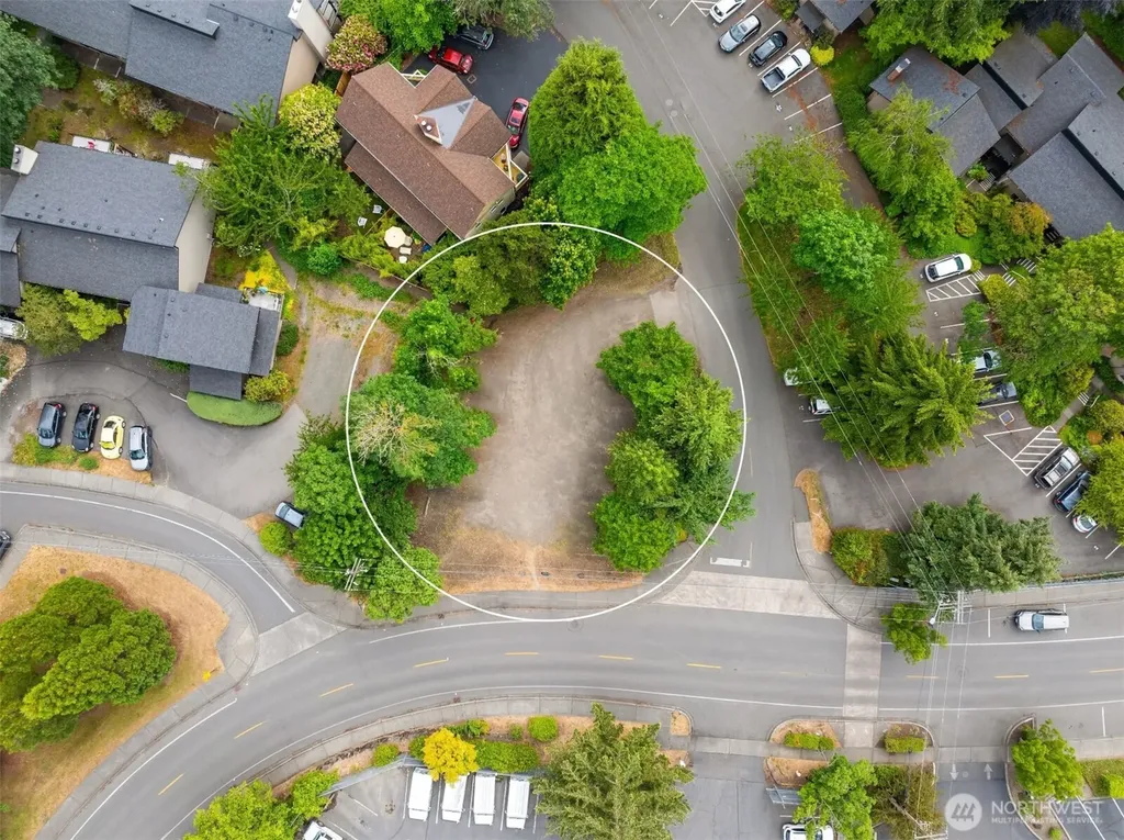 240 Shannon Drive SE Bainbridge Island WA 98110