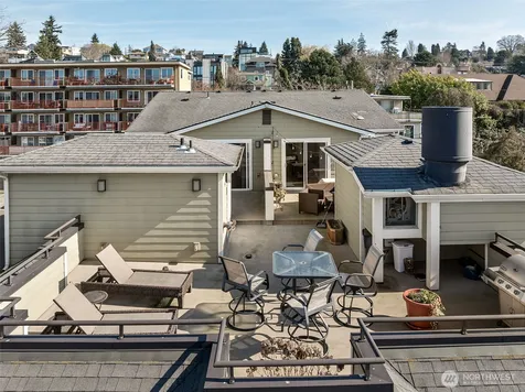 3232 15th Avenue W Seattle WA 98119