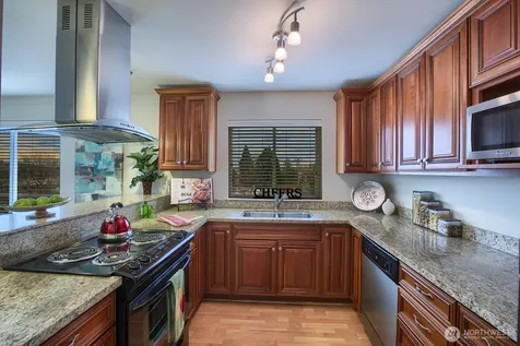 3232 15th Avenue W Seattle WA 98119