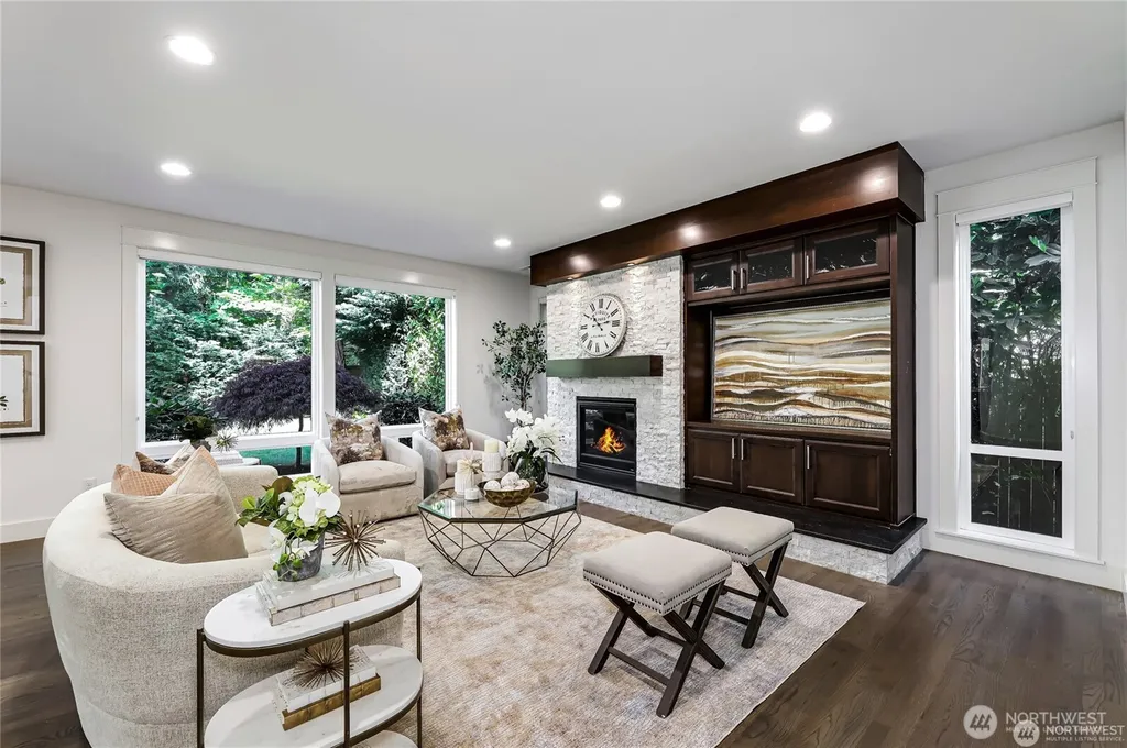 9818 NE 24th Street Bellevue WA 98004
