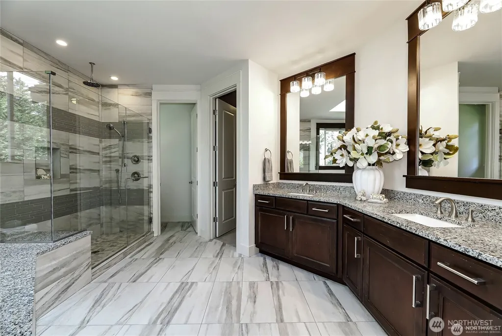 9818 NE 24th Street Bellevue WA 98004