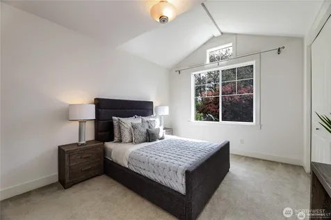 9818 NE 24th Street Bellevue WA 98004