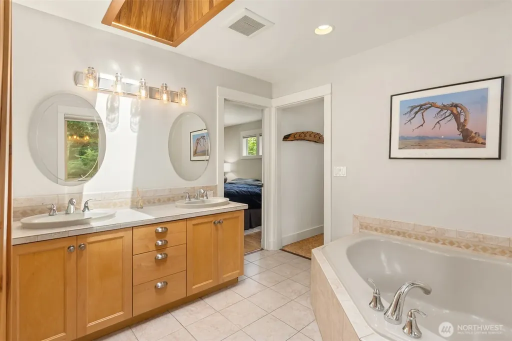 9246 Fletcher Bay Road NE Bainbridge Island WA 98110