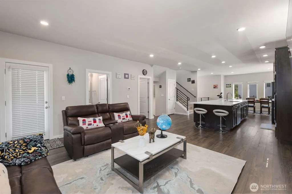 20818 3rd Avenue SE Bothell WA 98012