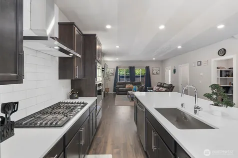 20818 3rd Avenue SE Bothell WA 98012