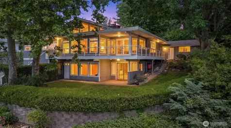 18744 Kenlake Place NE Kenmore WA 98028