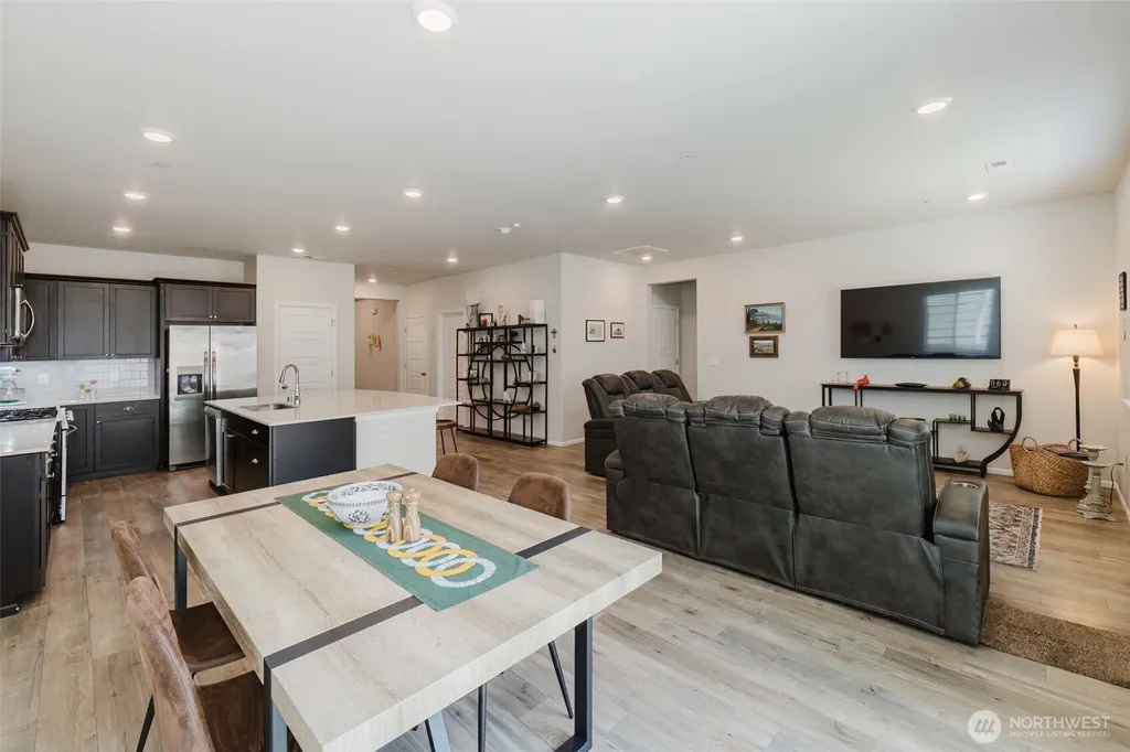 909 Timberline Avenue Bremerton WA 98312