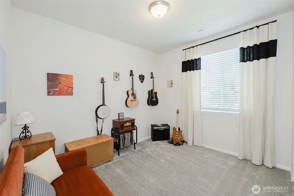 909 Timberline Avenue Bremerton WA 98312