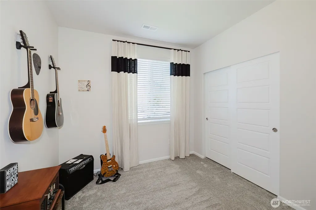909 Timberline Avenue Bremerton WA 98312