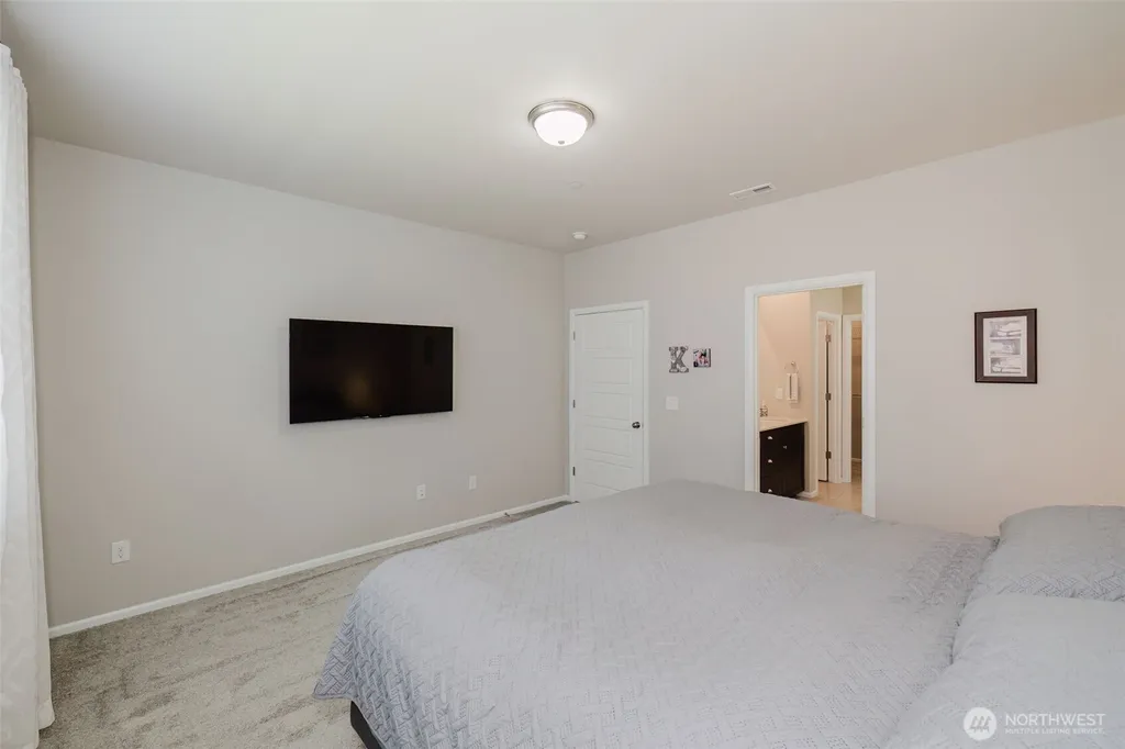 909 Timberline Avenue Bremerton WA 98312