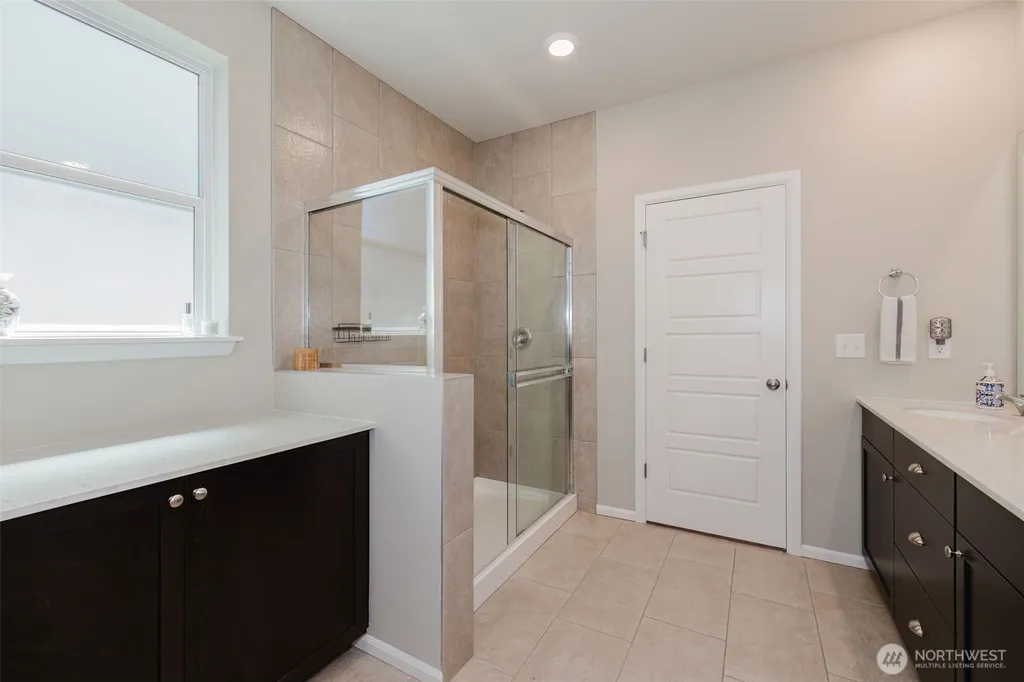 909 Timberline Avenue Bremerton WA 98312