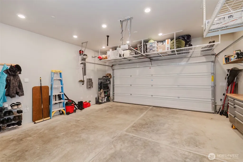 909 Timberline Avenue Bremerton WA 98312