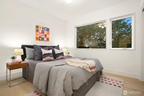 5051 35th Avenue SW Seattle WA 98126