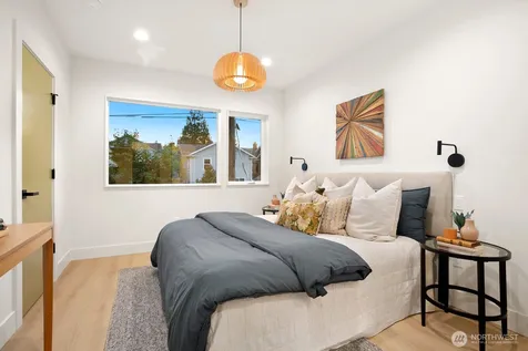 5051 35th Avenue SW Seattle WA 98126