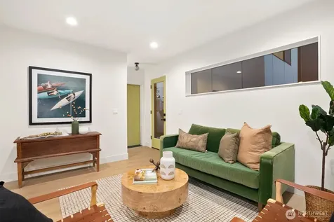 5051 35th Avenue SW Seattle WA 98126