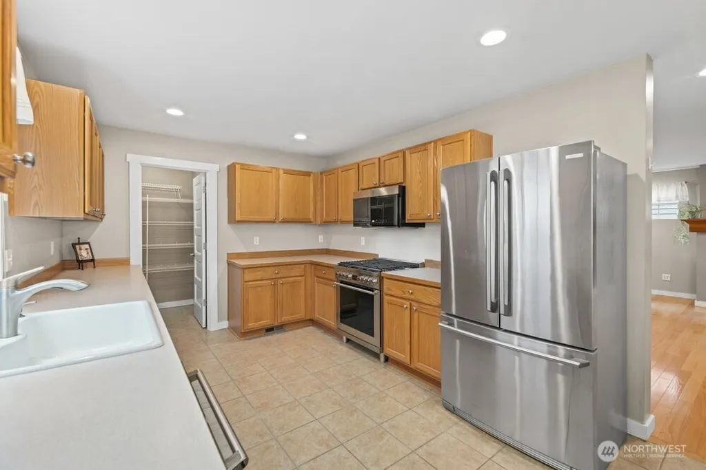 9731 228th Terrace NE Redmond WA 98053