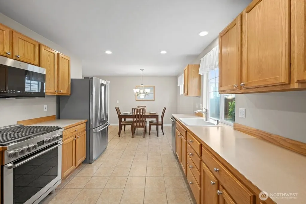 9731 228th Terrace NE Redmond WA 98053