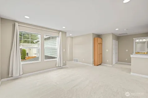 9731 228th Terrace NE Redmond WA 98053