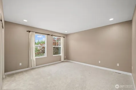 9731 228th Terrace NE Redmond WA 98053