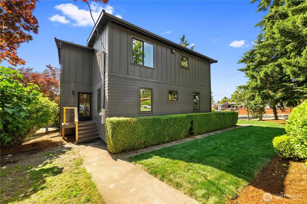 9808 224th Street SW Edmonds WA 98020