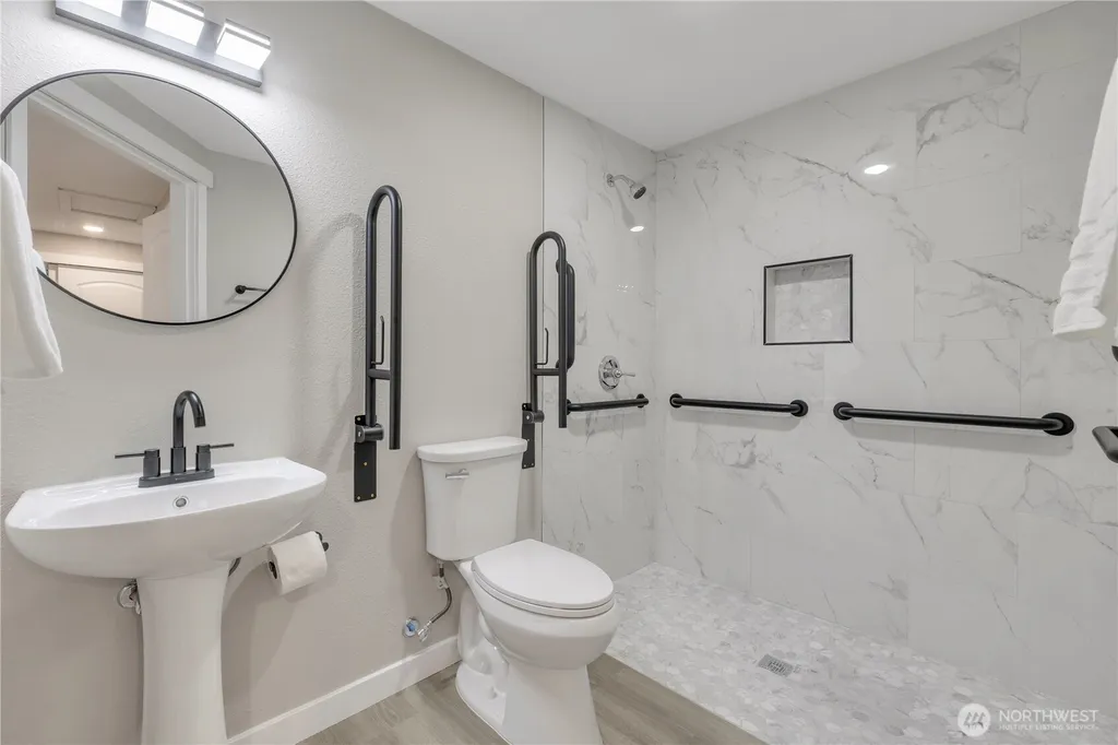10223 SE 213th Place Kent WA 98031