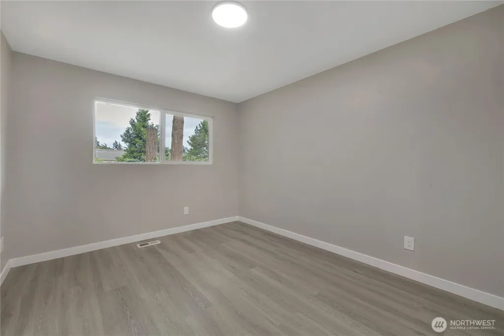 10223 SE 213th Place Kent WA 98031