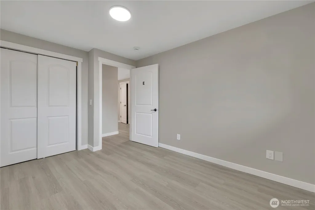 10223 SE 213th Place Kent WA 98031