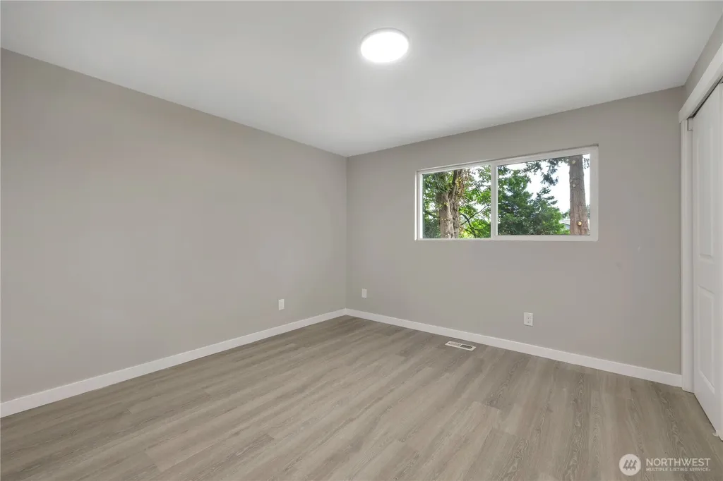 10223 SE 213th Place Kent WA 98031