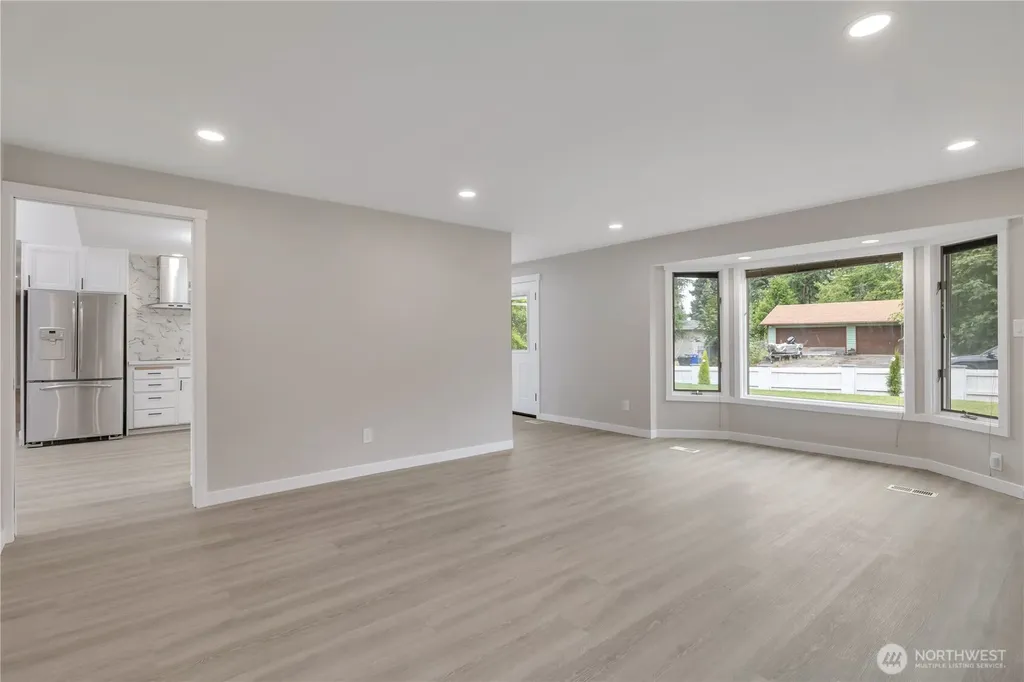 10223 SE 213th Place Kent WA 98031