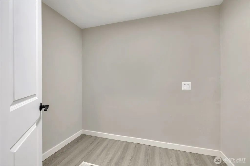10223 SE 213th Place Kent WA 98031