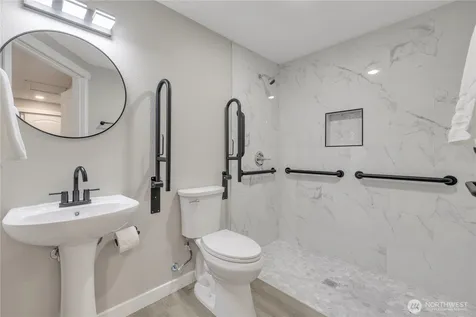 10223 SE 213th Place Kent WA 98031