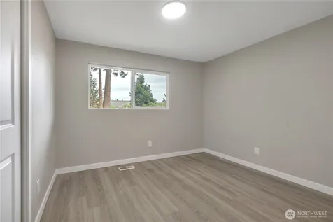 10223 SE 213th Place Kent WA 98031