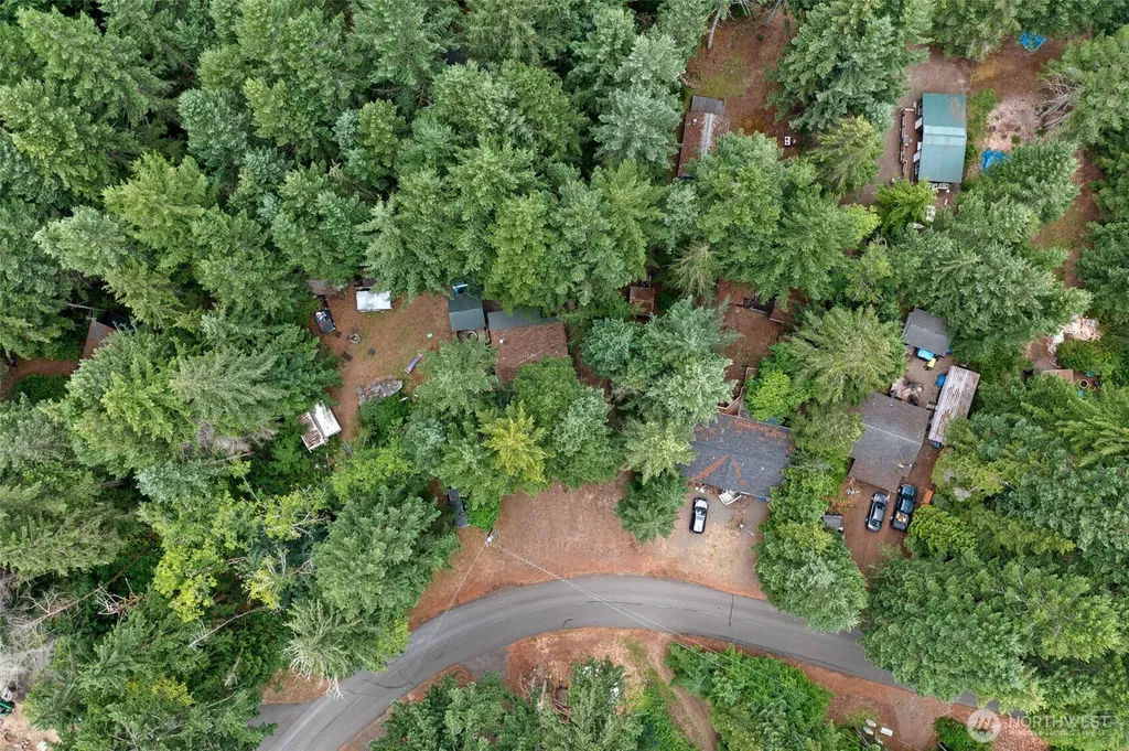 870 N Colony Surf Drive Lilliwaup WA 98555
