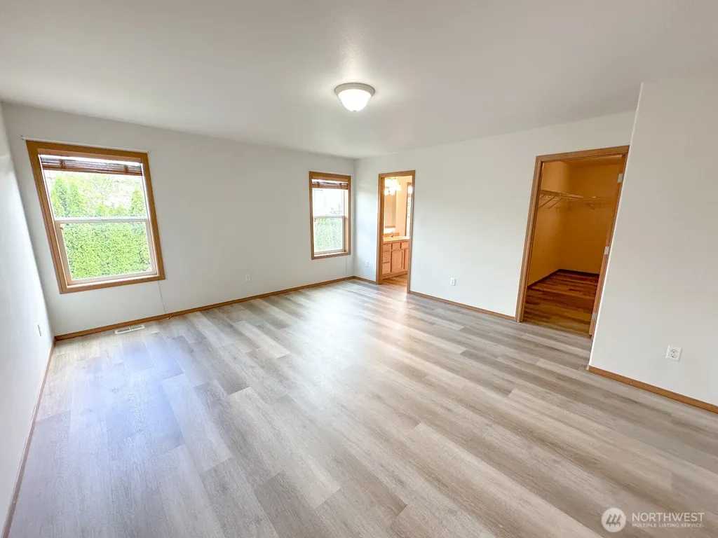 17929 Silver Creek Avenue E Puyallup WA 98375