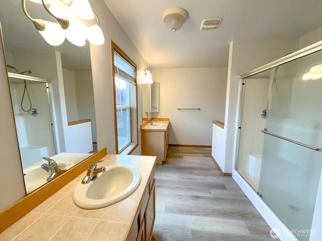 17929 Silver Creek Avenue E Puyallup WA 98375
