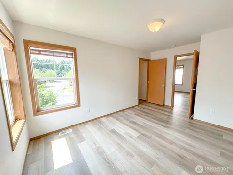 17929 Silver Creek Avenue E Puyallup WA 98375