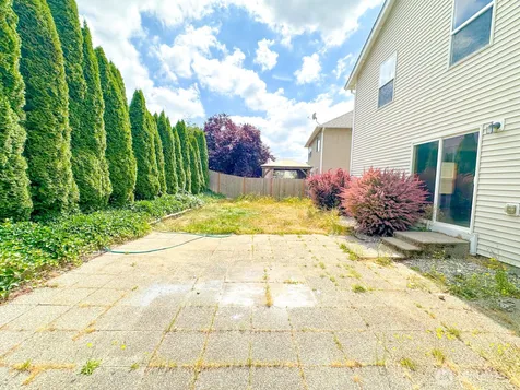 17929 Silver Creek Avenue E Puyallup WA 98375