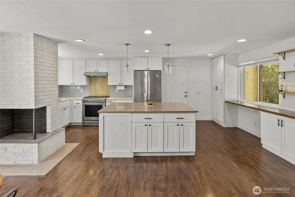 1608 N Glen Ellensburg WA 98926