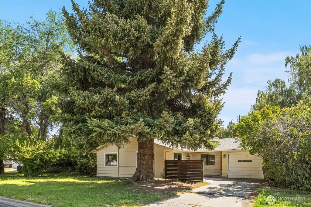 1608 N Glen Ellensburg WA 98926