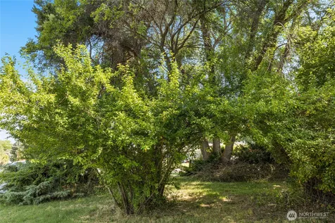 1608 N Glen Ellensburg WA 98926